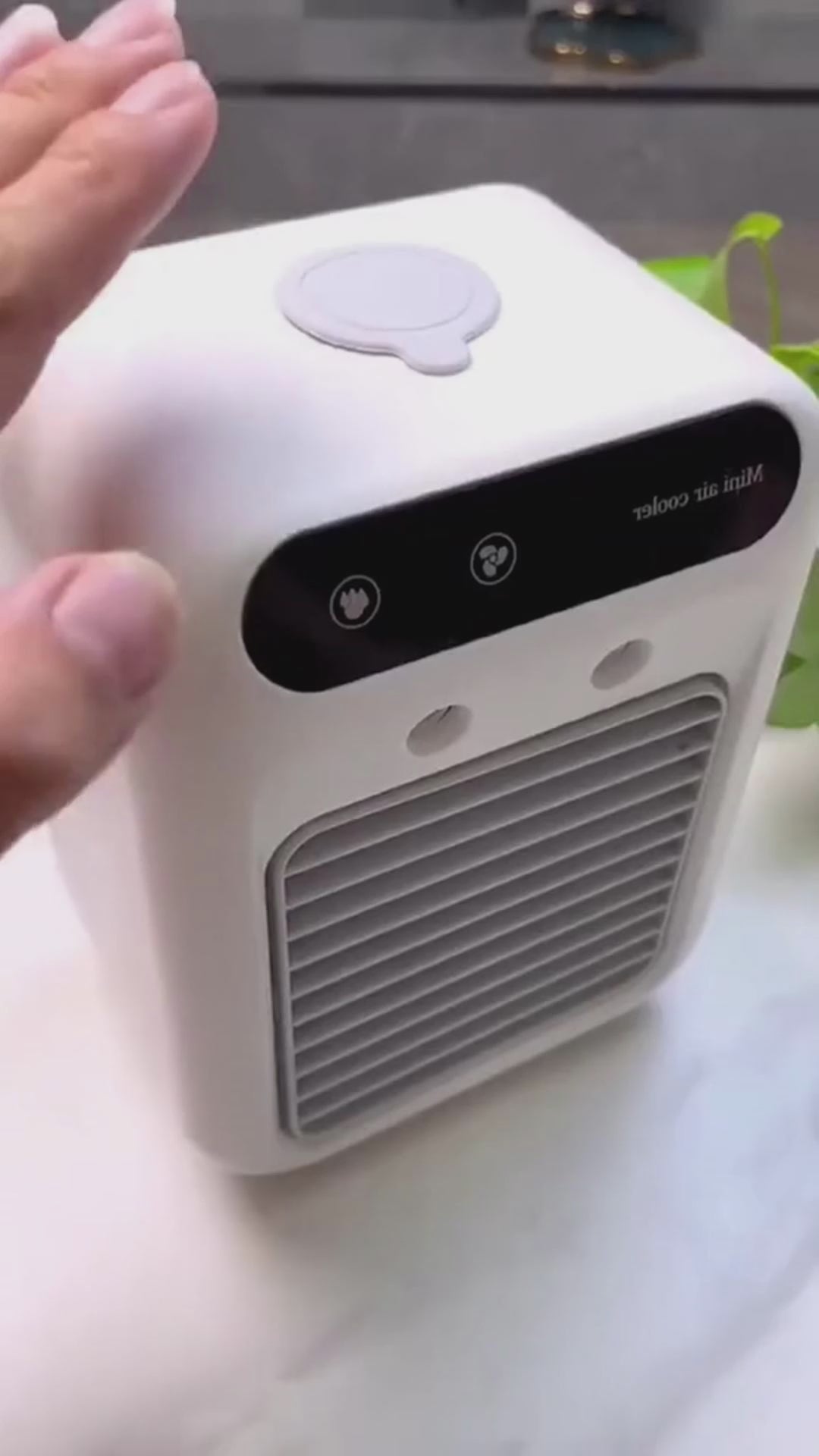 No-Drill Portable Mini Air Conditioner – Stay Cool Anywhere"